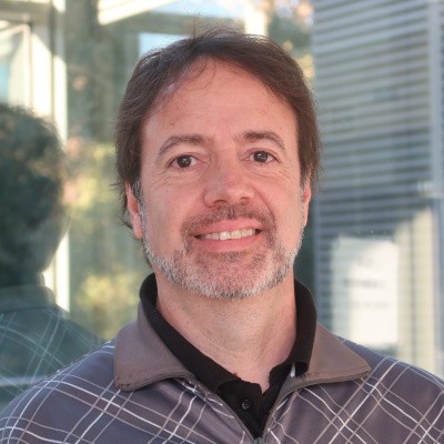 Roberto Llovera 